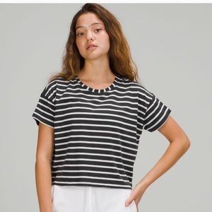 Lululemon Cates Tee Size 4 Black/White Stripe